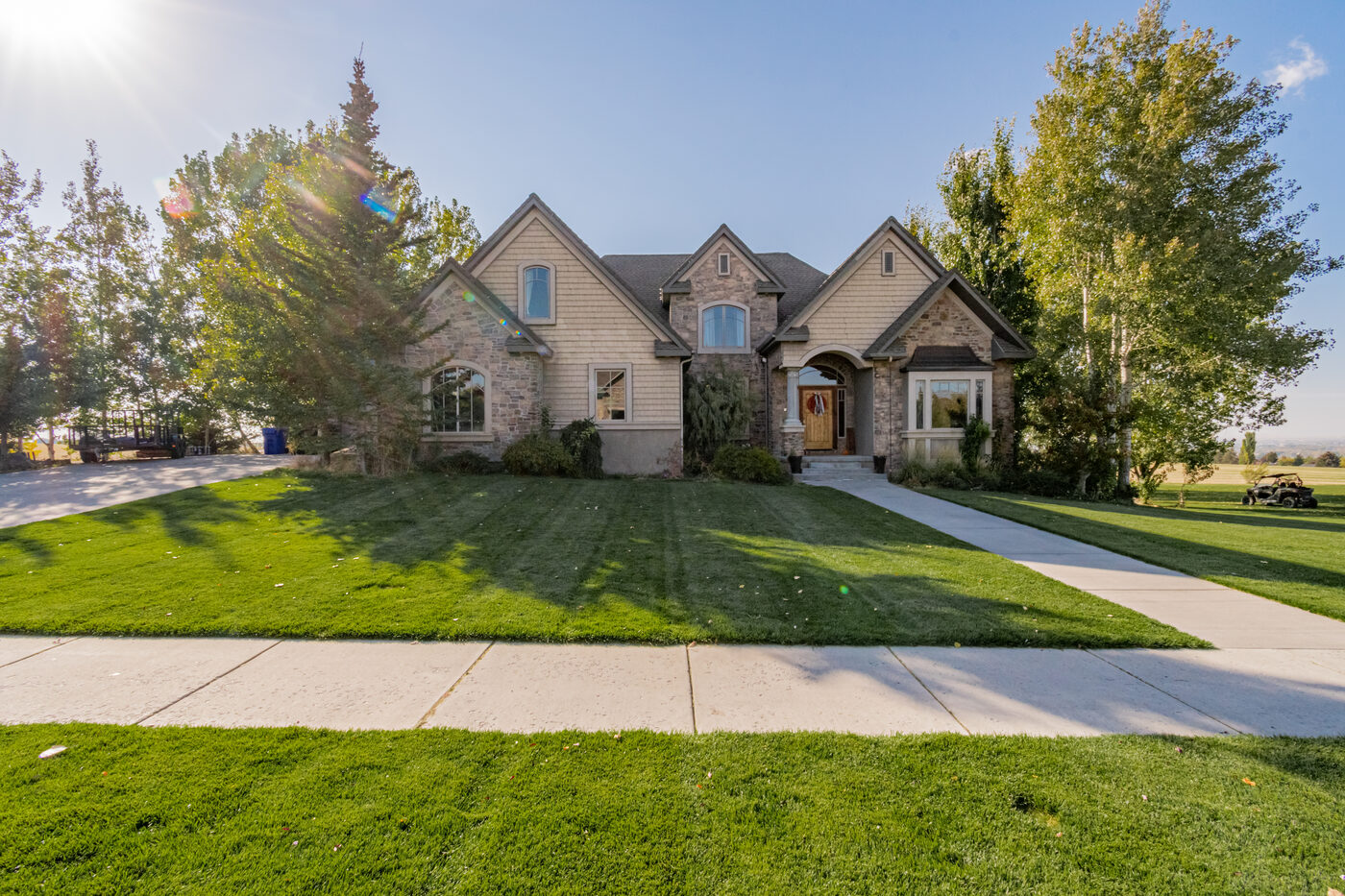 610 Autumn Drive — a stone and stucco estate in Harvest Heights, Rexburg Idaho